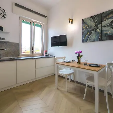 -5 Min A Piedi Dal Mare- Wifi Ac Centro Citta By Wehostyou Apartment