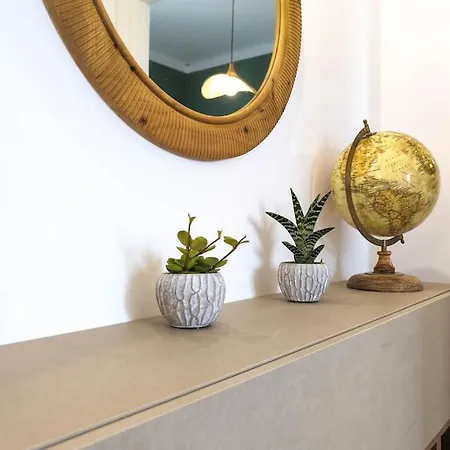 Apartment -5 Min A Piedi Dal Mare- Wifi Ac Centro Citta By Wehostyou *