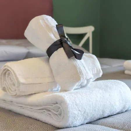 Apartment -5 Min A Piedi Dal Mare- Wifi Ac Centro Citta By Wehostyou